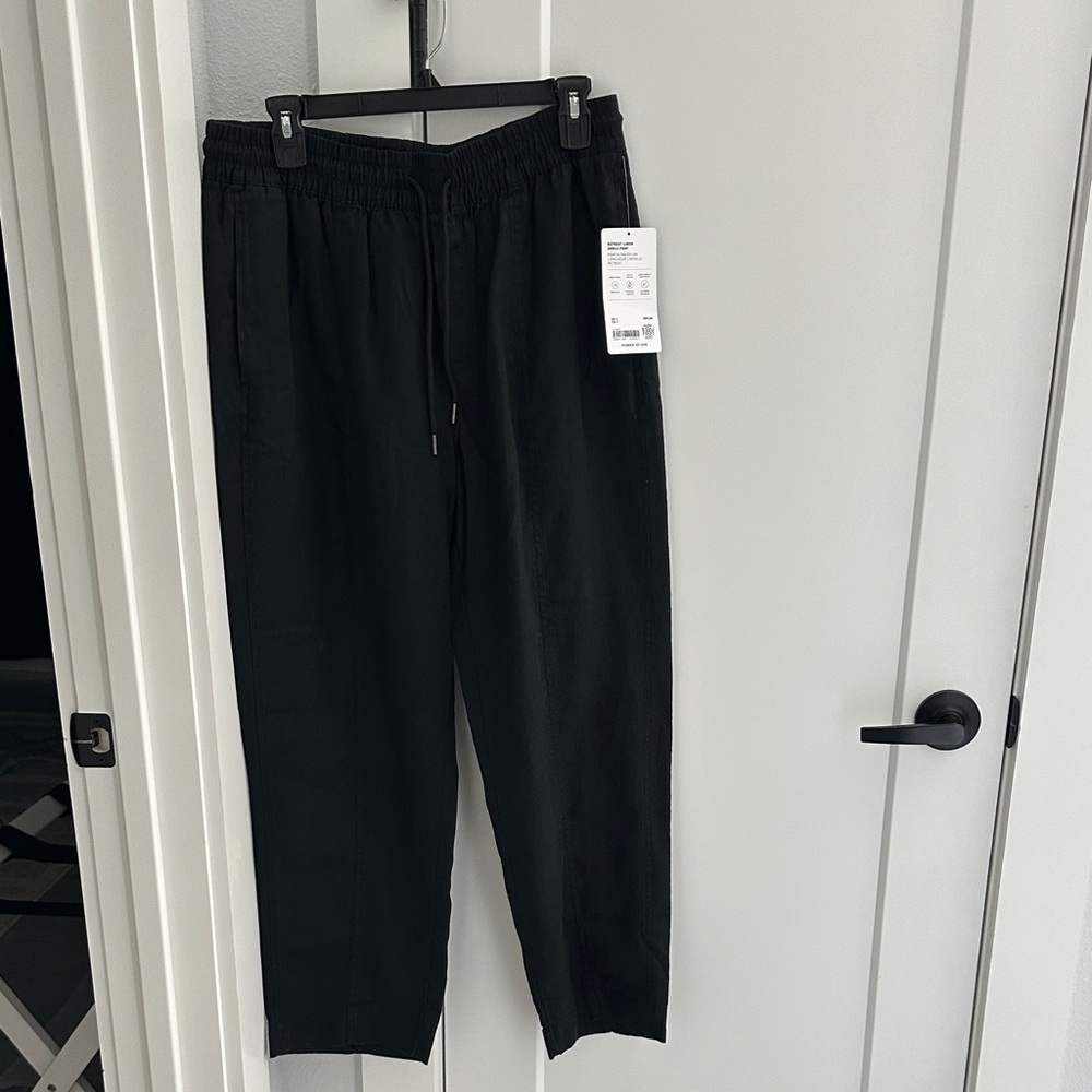 Athleta Black Ankle-Length Drawstring Pants